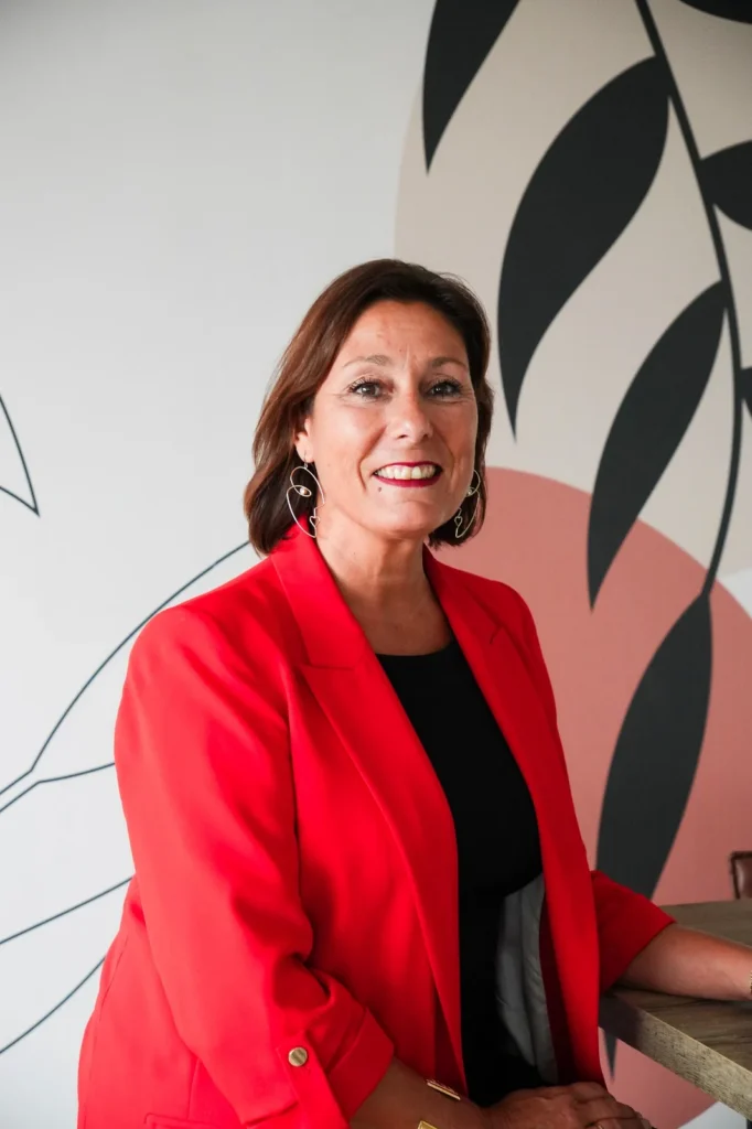 Delphine Girard, courtière en assurance chez DGI Courtage près de Poitiers